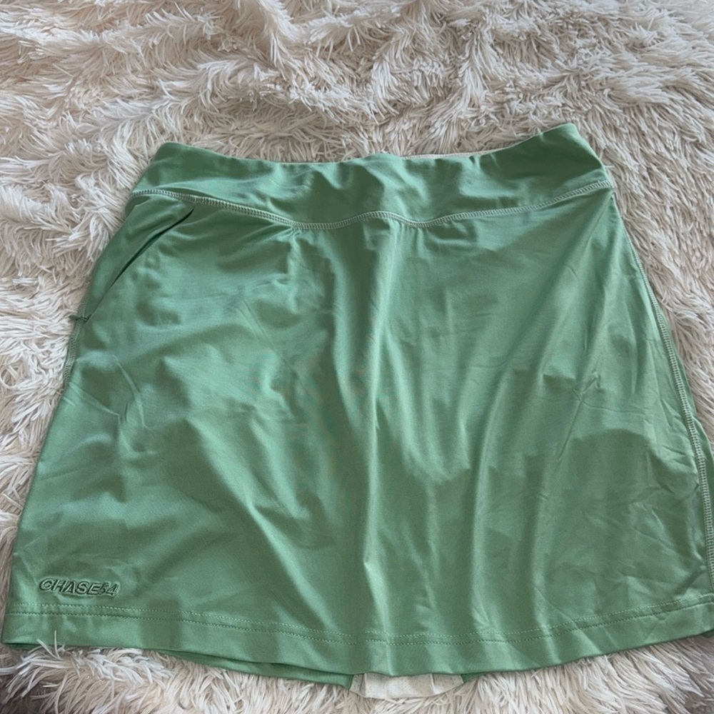 CHASE54 woman’s golf skort size 8